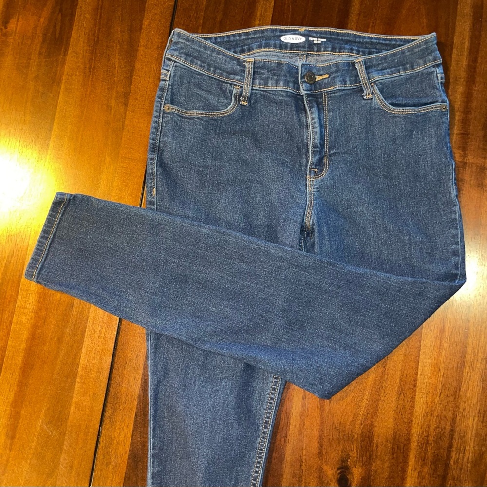 Old Navy Super Skinny Jeans!
